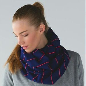 Lululemon Vinyasa Scarf